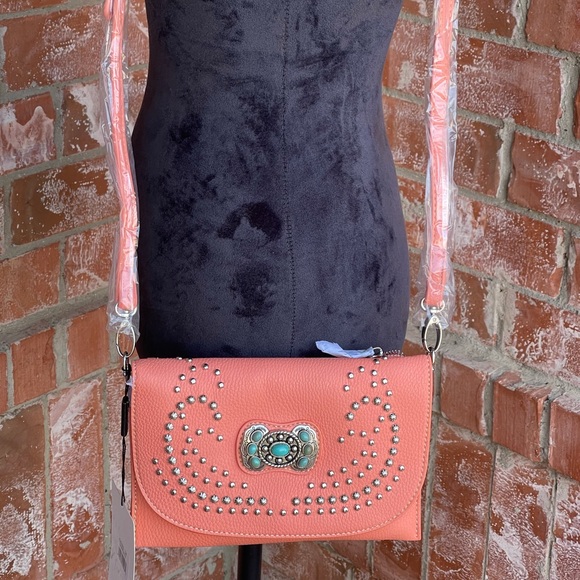 Montana West Handbags - Montana west American bling clutch crossbody bag
